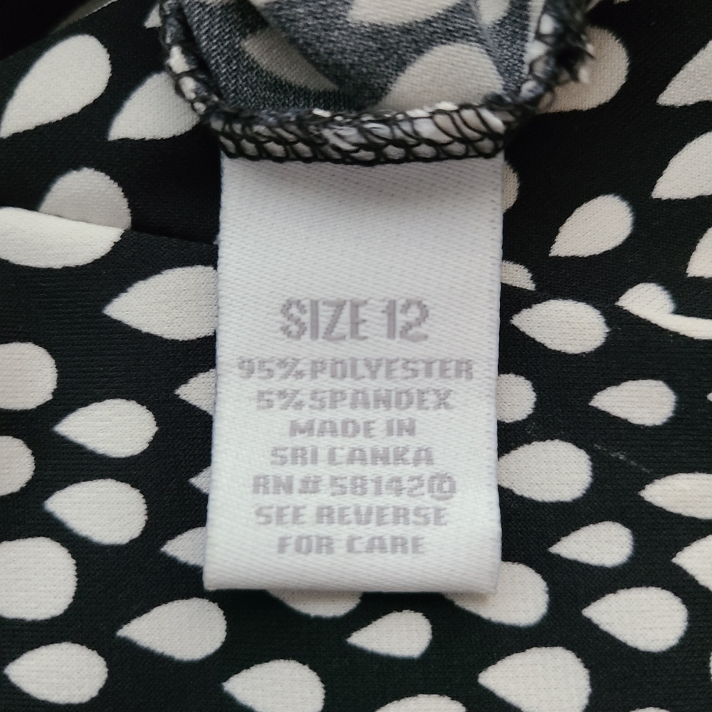 DRESSBARN.....BEAUTIFUL DRESS - Picture 5 of 5